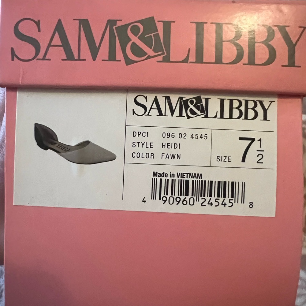 Sam & Libby Two-Tone Pointed D'Orsay Flats in Cream and Black - Picture 8 of 8